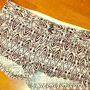 Aztec Pattern Black and White Colored Shorts